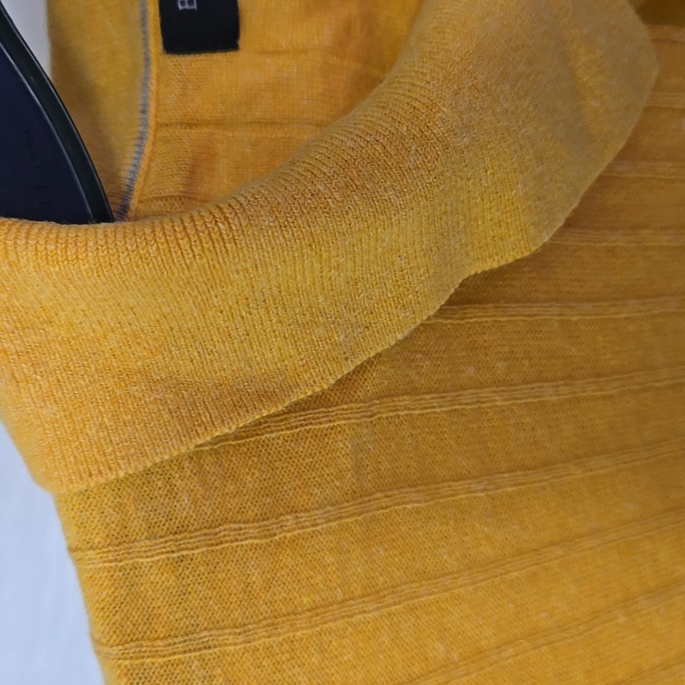 Banana Republic Yellow Polo Shirt - Picture 3 of 9